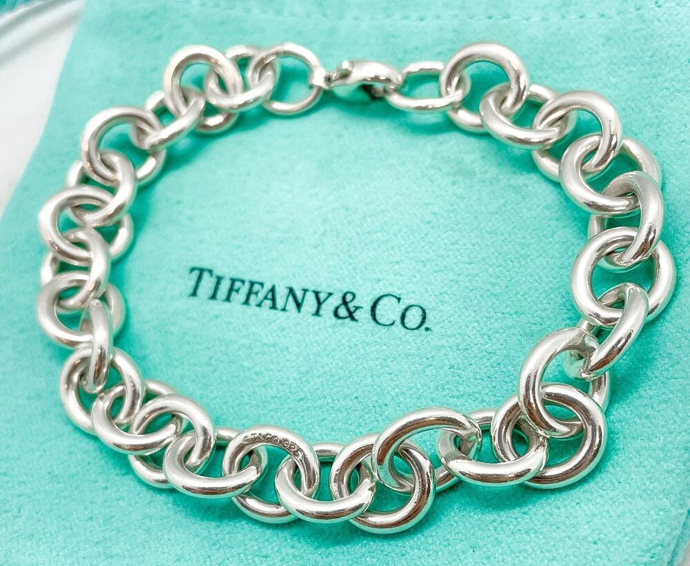 Tiffany & Co. Hallmarked Sterling Silver 10mm Oval Link Bracelet 7.25"